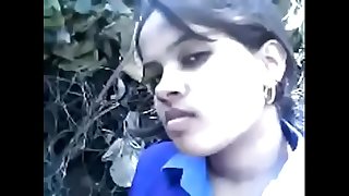 Indian sexy school girl hard-sex her bf in outdoor